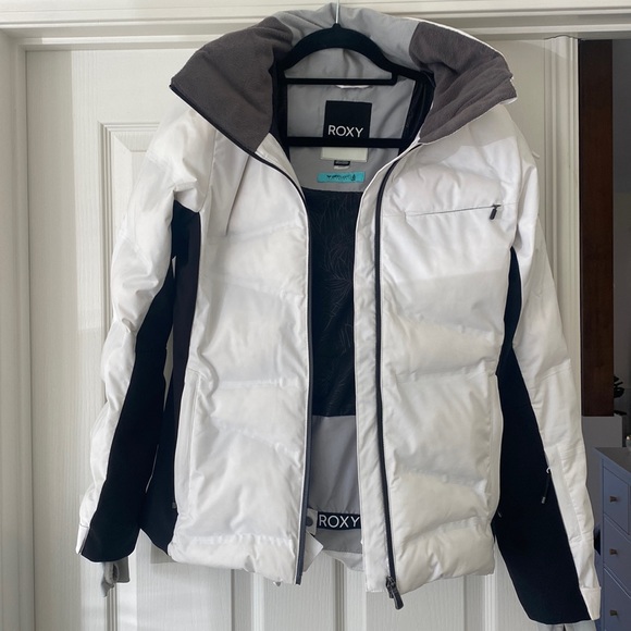 ROXY WOMEN’S Snow Storm Insulated Jacket Small - Picture 1 of 13